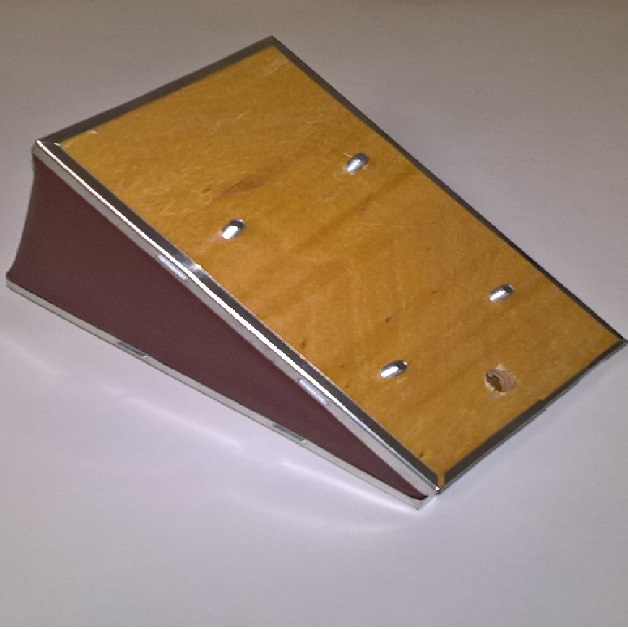 Dumplės dūminei su apsauga, mažos odos pakaitalas, prisukimui M4 veržlėmis)