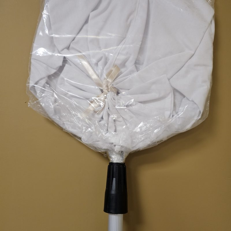 Spiečių gaudyklė su ilgu kotu