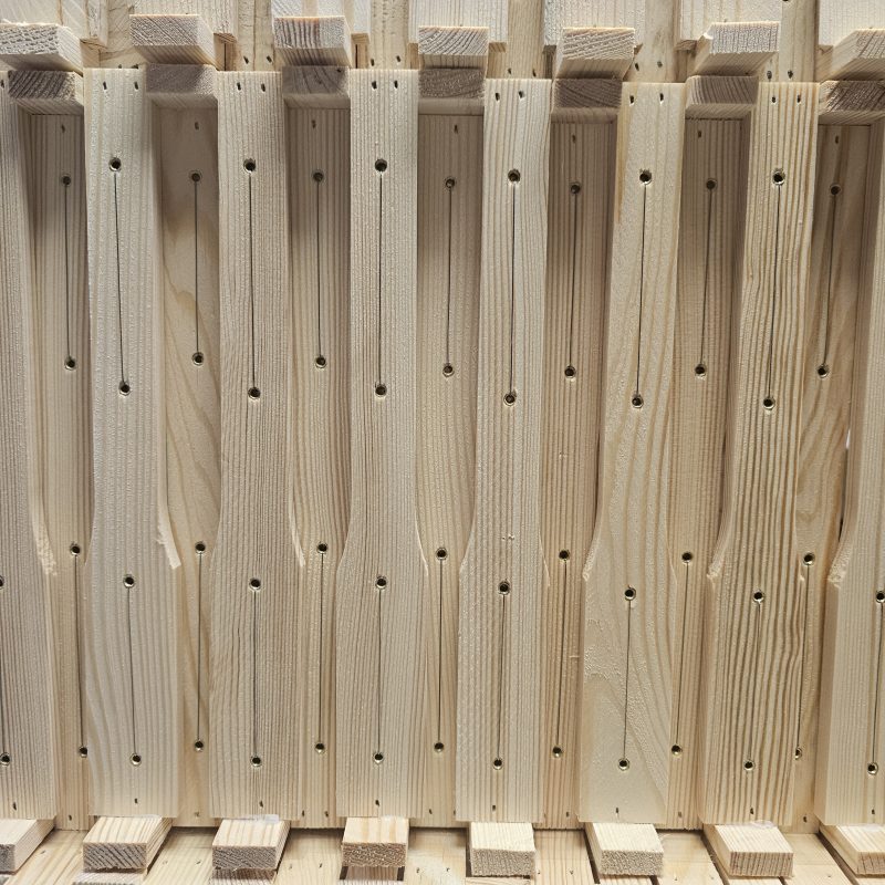 Lizdinis rėmelis tradicinis (įvielintas nerūd. viela, su ąselėmis, 4 vielos)